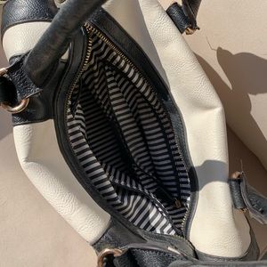 Black and white Handbag